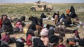 Keadaan kian runyam setelah ISIS mengalami kemunduran karena terus digempur pasukan koalisi AS selama beberapa bulan belakangan. (AFP Photo/Fadel Senna)