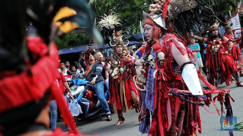 Imlek selalu dirayakan selama 15 hari berturut-turut dan hari puncak ke-15 disebut dengan Cap Go Meh.