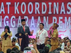 Jokowi: Kalau Sangsi Jalan Desa 191 Ribu Km, Silakan Ukur Sendiri Jokowi: Kalau Sangsi Jalan Desa 191 Ribu Km, Silakan Ukur Sendiri