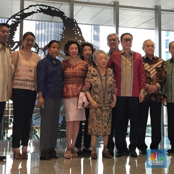 Reuni Rini Soemarno & Keluarga Soeryadjaja di Gedung Astra