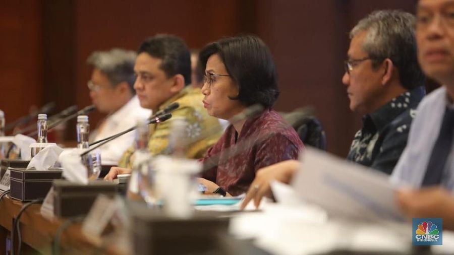Menteri Keuangan Sri Mulyani Indrawati menegaskan pemerintah akan terus mengatasi tingkat ketimpangan.