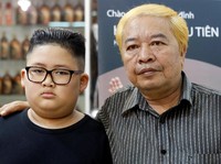 Potong Rambut Gratis Mirip Trump & Kim Jong Un, Berani Coba?
