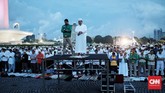 Meskipun Malam Munajat 212 digelar dalam tempo sekitar dua bulan lagi pemilu 2019 digelar, Majelis Ulama Indonesia (MUI) berharap kegiatan tersebut tak didompleng politik praktis. (CNN Indonesia/Andry Novelino)