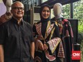 Cerita Dian Pelangi Dipuji Miss USA di New York Fashion Week