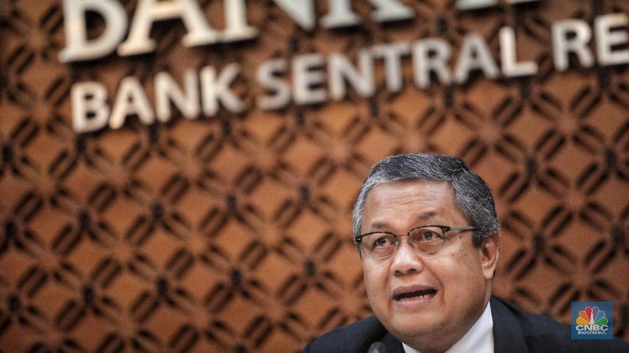 Dana asing yang masuk ke pasar saham dan Surat Berharga Negara [SBN] mencapai Rp 74 triliun.