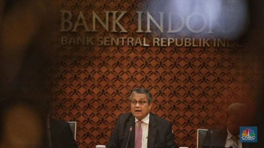 Pariwisata berperan penting dalam perekonomian Indonesia.