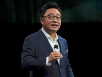 Bos Samsung Akui Paksakan Peluncuran Samsung Galaxy Fold
