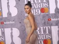 Selebriti 'Berbaju Renang' di Brit Awards 2019