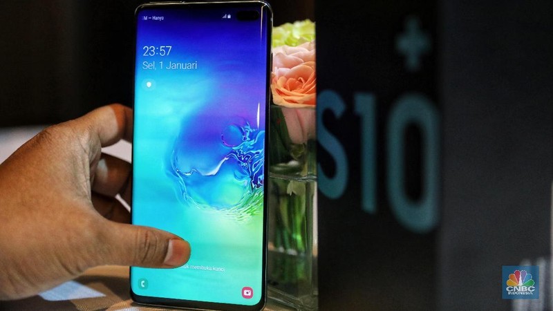 Rilis 8 maret tahun ini, Galaxy S10 adalah ponsel berlayar lebar yang mungkin dibutuhkan penguna Samsung saat ini.