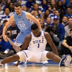 Saham Nike Anjlok Gara-gara Sepatu Superstar Basket Hancur
