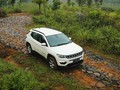 VIDEO: 'Nyicip' SUV Amerika Jebolan India