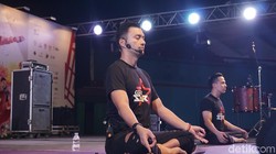 Mengenal Manfaat Yoga, Pelarian Anjasmara saat Punya Masalah Hidup