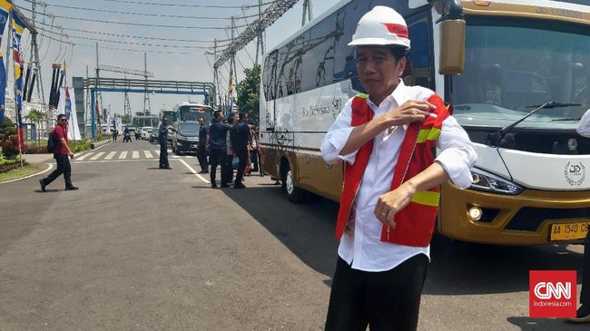 Romi soal Jokowi Salah Data: Manusia Tempatnya Salah dan Lupa