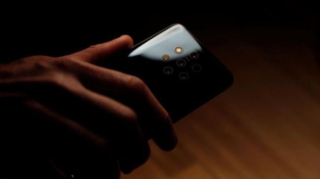 Ponsel Lipat 5G, 5 Lensa, Layar Ganda, Muncul Jelang MWC 2019