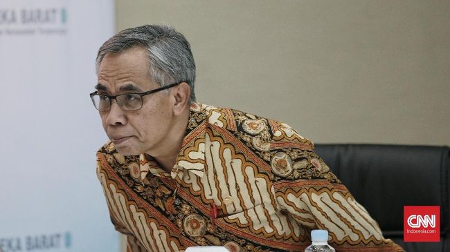 OJK Nilai BI Perlu Turunkan Suku Bunga demi Rangsang Ekonomi