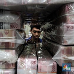 PMI Sudah, Rupiah Tunggu Data Inflasi