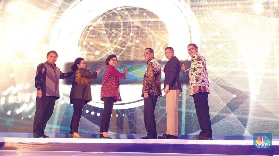 Sri Mulyani Indrawati hingga Menteri Komunikasi dan Informatika Rudiantara bercerita soal BLU yang ada di Kementeriannya.