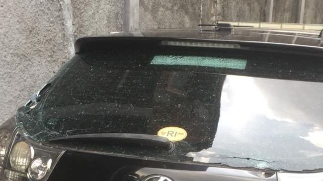 Cara Memperbaiki Bumper Mobil Yang Pecah