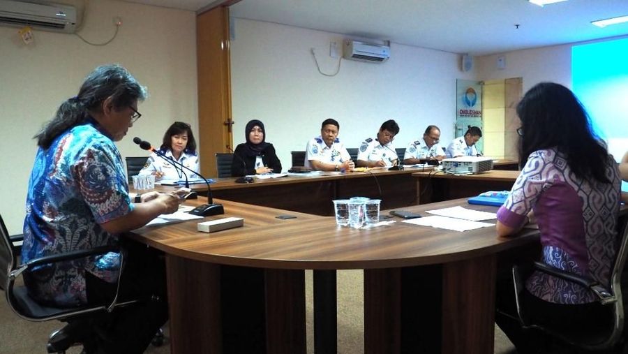 Dirjen Perhubungan Udara Kementerian Perhubungan Polana B. Pramesti beserta jajarannya memenuhi panggilan Ombudsman.