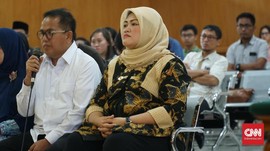 Usai Melahirkan, Bupati Bekasi Kembali Disidang Suap Meikarta