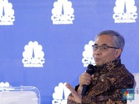Bos OJK: Likuiditas Bank Itu Isu Temporary