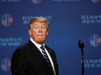 Trump 'Kandangkan' Boeing 737 Max 8, Penerbangan di AS Kacau