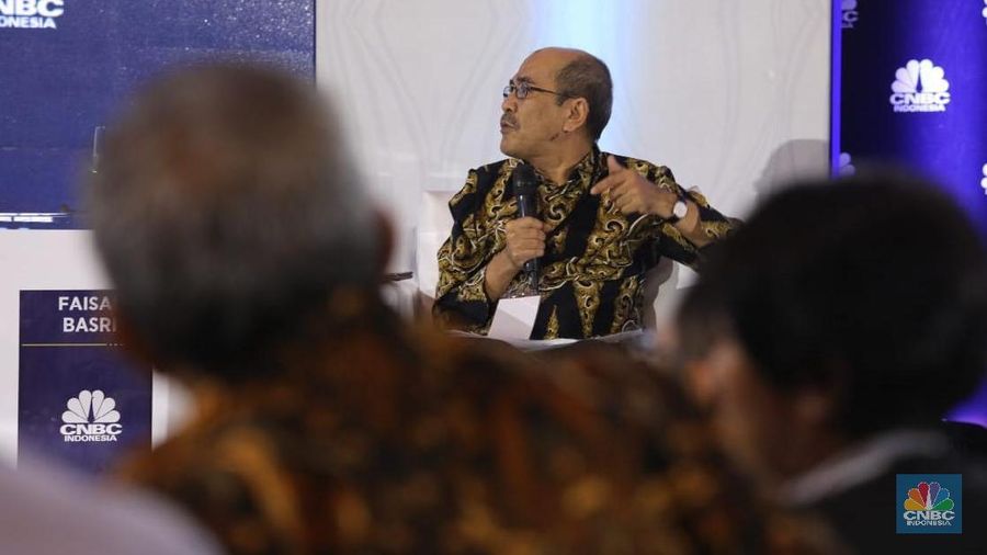 Ekonom senior, Faisal Basri saat berdiskusi dalam acara CNBC Indonesia Economic Outlook 2019. (CNBC Indonesia/Muhammad Sabki)