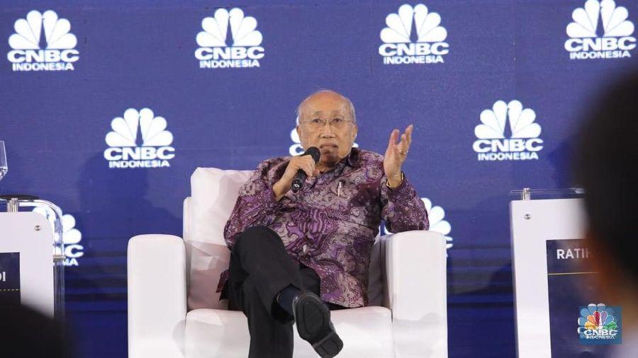 Dunia usaha nasional tampaknya lebih memilih menunggu dan melihat dinamika (wait and see) menyongsong Pilpres 2019 yang semakin dekat.