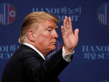 Trump Ogah Cabut Bea Impor China, Damai Dagang Bagaimana?