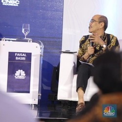 Cerita Adik Soal Faisal Basri, Sempat Temui Petani Dairi & Makan Duren