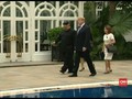 VIDEO: Trump dan Kim Jong-un Jalan Santai di Pinggir Kolam