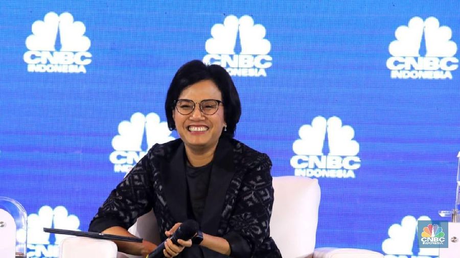 Menteri Keuangan Sri Mulyani optimistis ekonomi RI masih oke di tahun politik karena masih di bawah leadership Jokowi-JK 