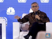 Bos OJK Tak Khawatir Fintech Ganggu Bisnis Bank, Tapi...