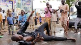 Kekerasan juga terjadi dalam pemilu di Nigeria. Setidaknya 39 orang tewas dalam kekerasan terkait pemilu. (REUTERS/Nyancho NwaNri)