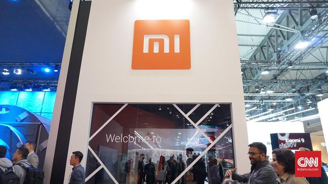 Xiaomi Kembali Beri Bocoran Ponsel Lipat Teknologi • 01 April 2019 02:03 - CNN Indonesia