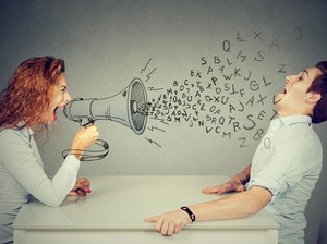 Laki-laki Bukan Tak Mau Dengar, Riset Buktikan Telinganya Memang Agak Kurang Peka
