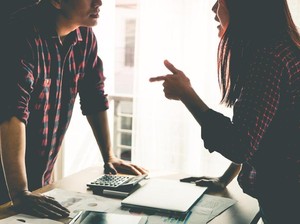 Resesi Seks Betulan Terjadi, Pandemi COVID-19 Bikin Pasutri Ogah Bercinta
