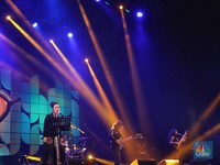 Aksi Nge-Jazz Soimah Bersama Dewa Budjana di Java Jazz 2019