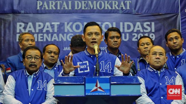 AHY Sebut Pakde Karwo dan Bang Nara Panglima Pemilu Demokrat