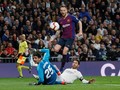 Rakitic Bawa Barcelona Unggul 1-0 atas Madrid di Babak I