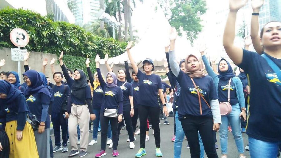 Demi imbauan lapor SPT, Menteri Keuangan Sri Mulyani rela goyang zumba di tengah hujan