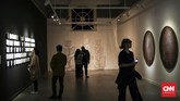 Cemara 6 Galeri-Museum bersama dengan Galeri Nasional Indonesia menggelar pameran kolektif Indonesian Women Artist dengan bertajuk 'Into the Future', Jakarta, 3 Maret 2019. Pameran tersebut dikuratori oleh Carla Bianpoen dan Citra Smara Dewi. (CNN Indonesia/ Hesti Rika)