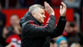 Manajer interim Manchester United Ole Gunnar Solskjaer usai mengalahkan Southampton. Man United (58 poin) kini mendekati Tottenham Hotspur di posisi ketiga dengan hanya terpaut tiga poin. (Reuters/Carl Recine)