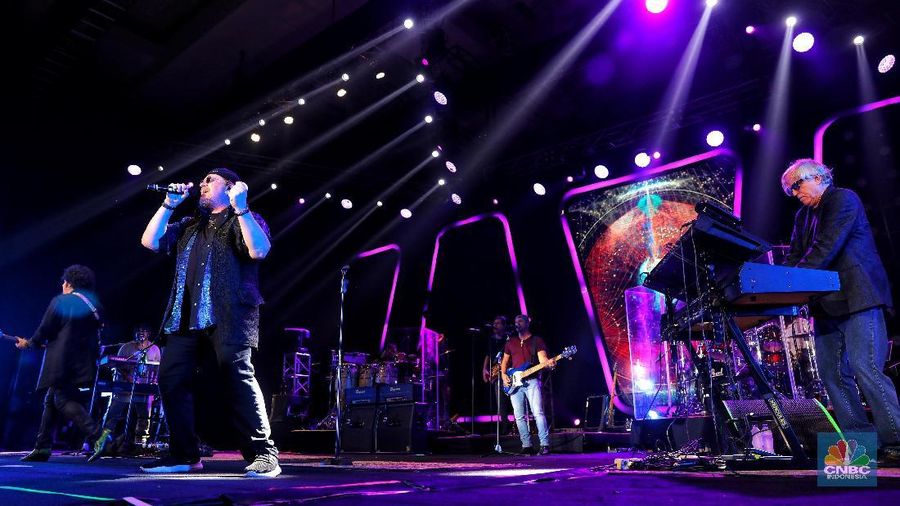 Toto adalah band beraliran rock asal AS, terbentuk pada 1997.