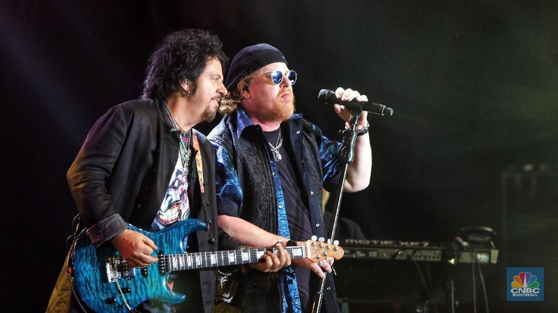Toto adalah band beraliran rock asal AS, terbentuk pada 1997.