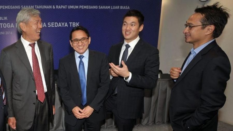 Saratoga menjadi perusahaan pengendali MPMX dengan komposisi kepemilikan 52,52% atau 2,33 miliar saham dari sebelumnya hanya 48,61% atau 2,16 miliar saham.