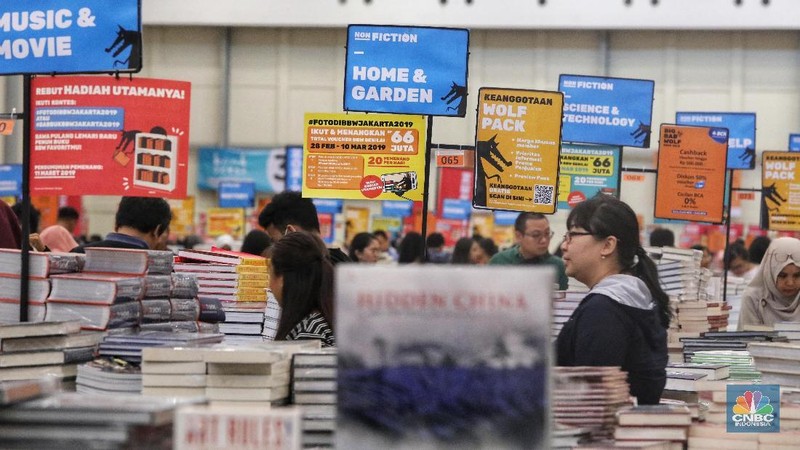 Bazar buku terbesar di Indonesia, Big Bad Wolf (BBW) kembali diselenggarakan untuk yang keempat kalinya.