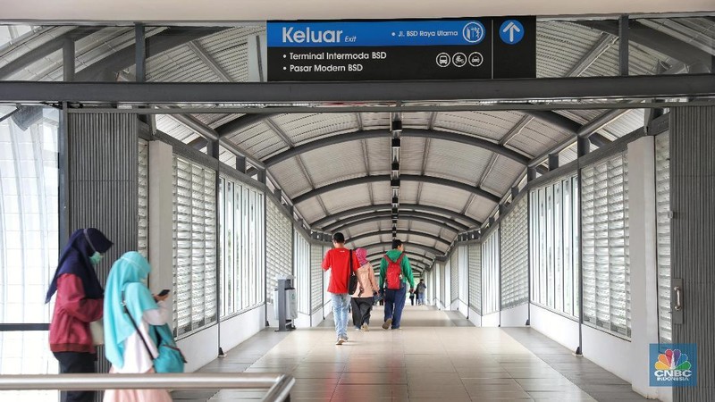 Stasiun yang baru saja direvitalisasi dan beroperasi pada bulan lalu ini memiliki bangunan yang futuristik dengan sejumlah fasilitas penunjang yang megah.