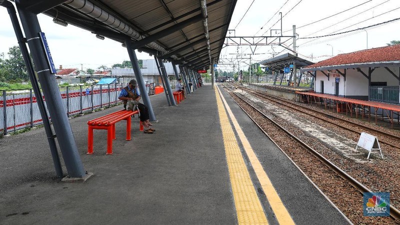 Stasiun yang baru saja direvitalisasi dan beroperasi pada bulan lalu ini memiliki bangunan yang futuristik dengan sejumlah fasilitas penunjang yang megah.