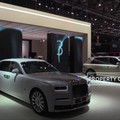 Mewah! Ini Mobil Rolls-royce Berbalut Emas 24 Karat